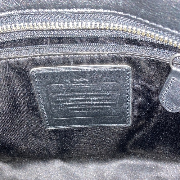 Authentic Coach Handbag. - Picture 5 of 11